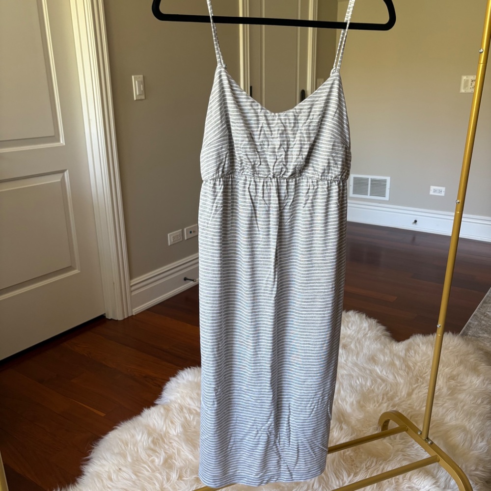 GapMaternity- Grey and white striped babydoll dress, small - Picture 8 of 8